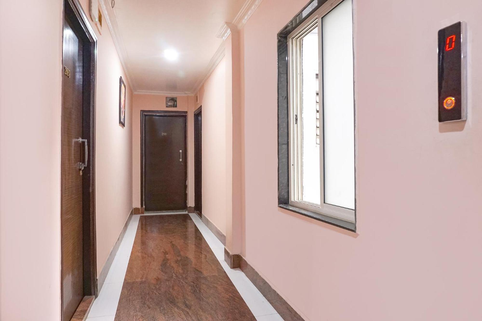 Fabhotel Rachana Residency - Nr Shivaji Nagar Metro Station Pune Eksteriør billede