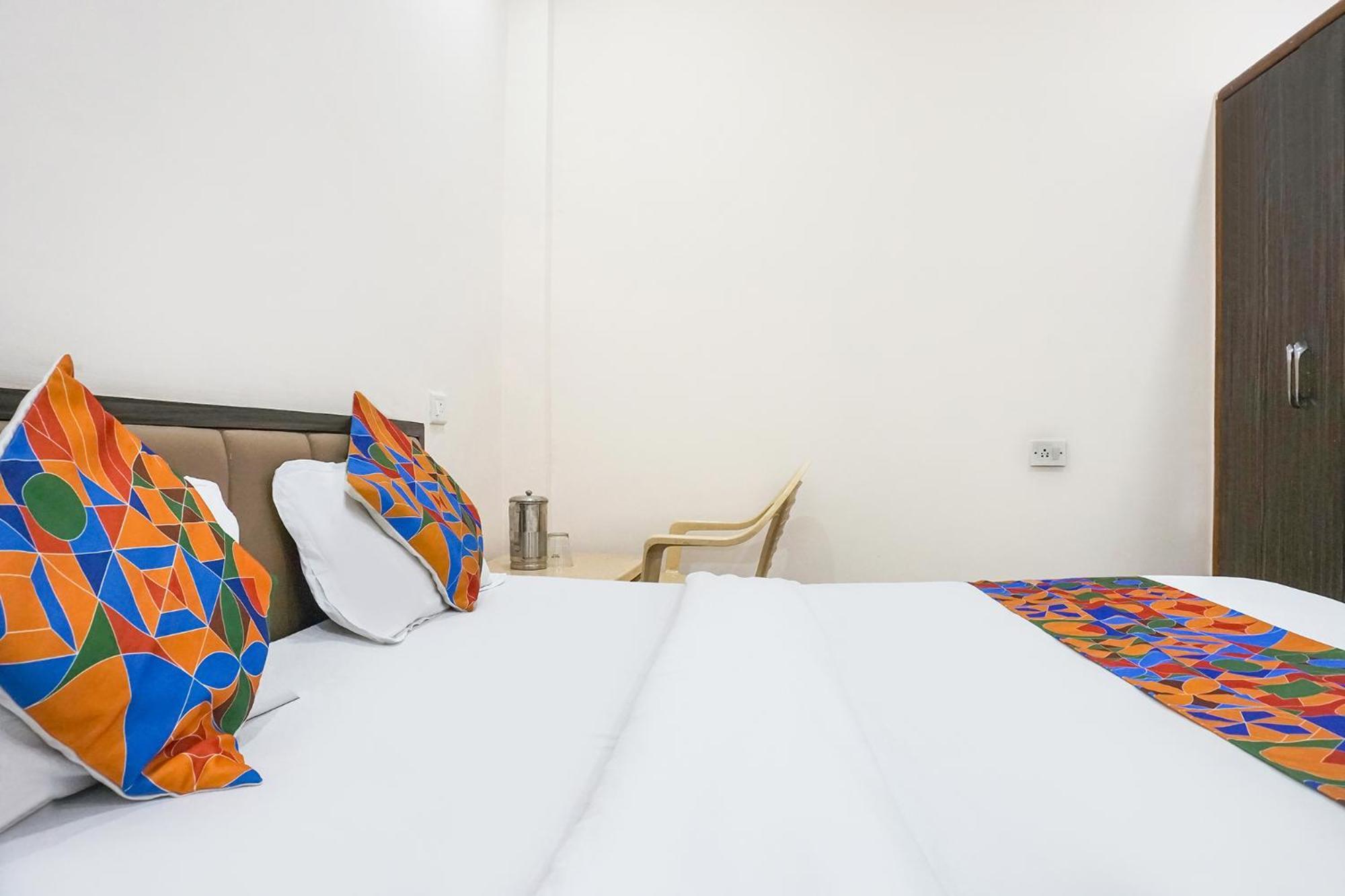 Fabhotel Rachana Residency - Nr Shivaji Nagar Metro Station Pune Eksteriør billede