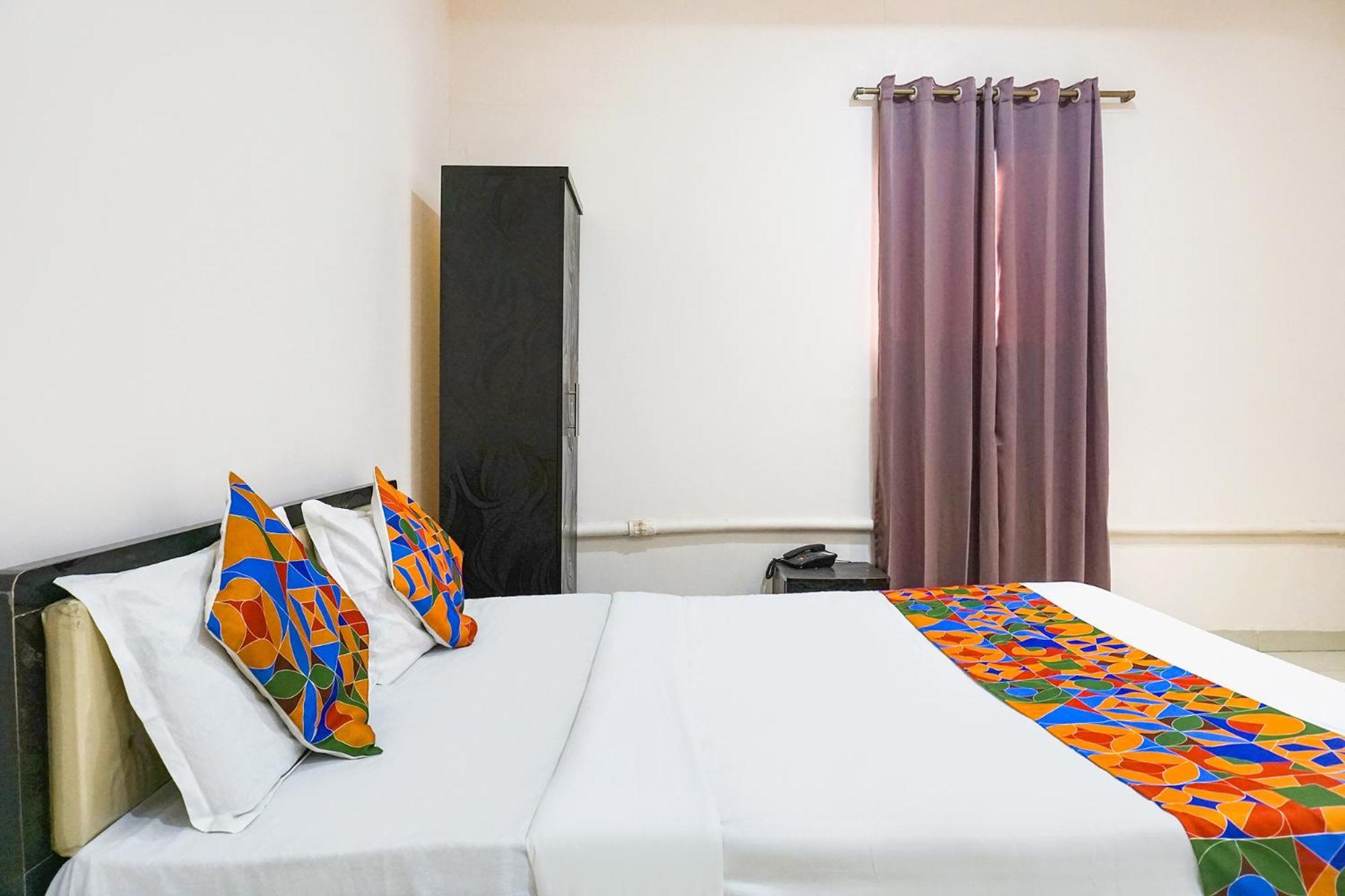 Fabhotel Rachana Residency - Nr Shivaji Nagar Metro Station Pune Eksteriør billede