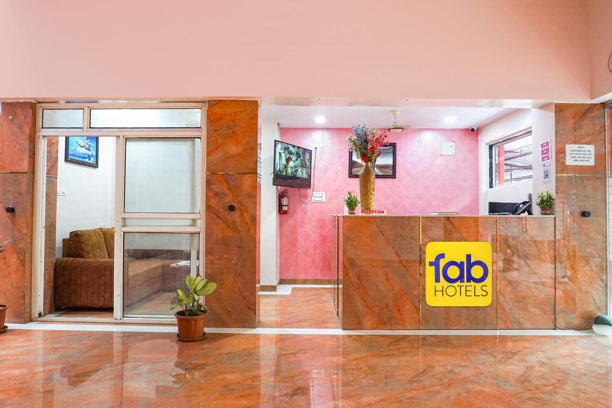 Fabhotel Rachana Residency - Nr Shivaji Nagar Metro Station Pune Eksteriør billede
